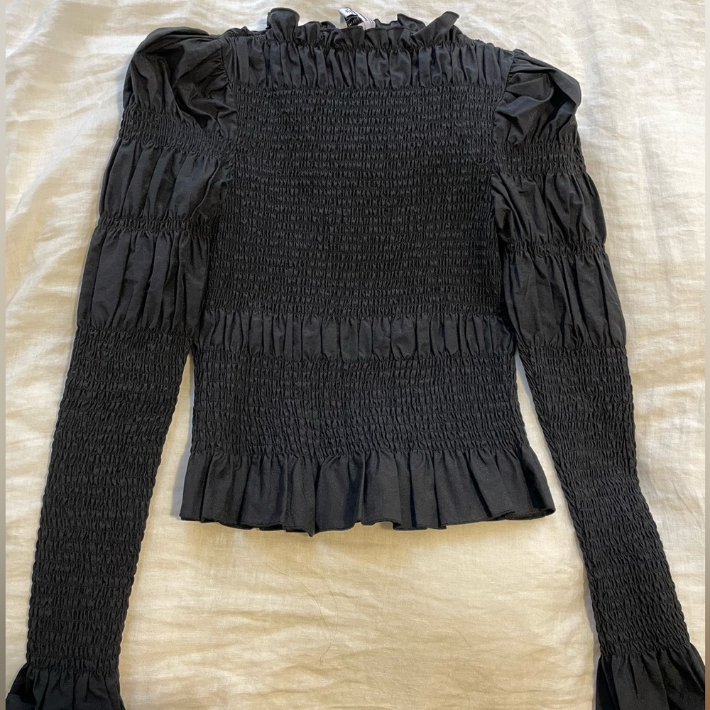 Smocked & other stories top